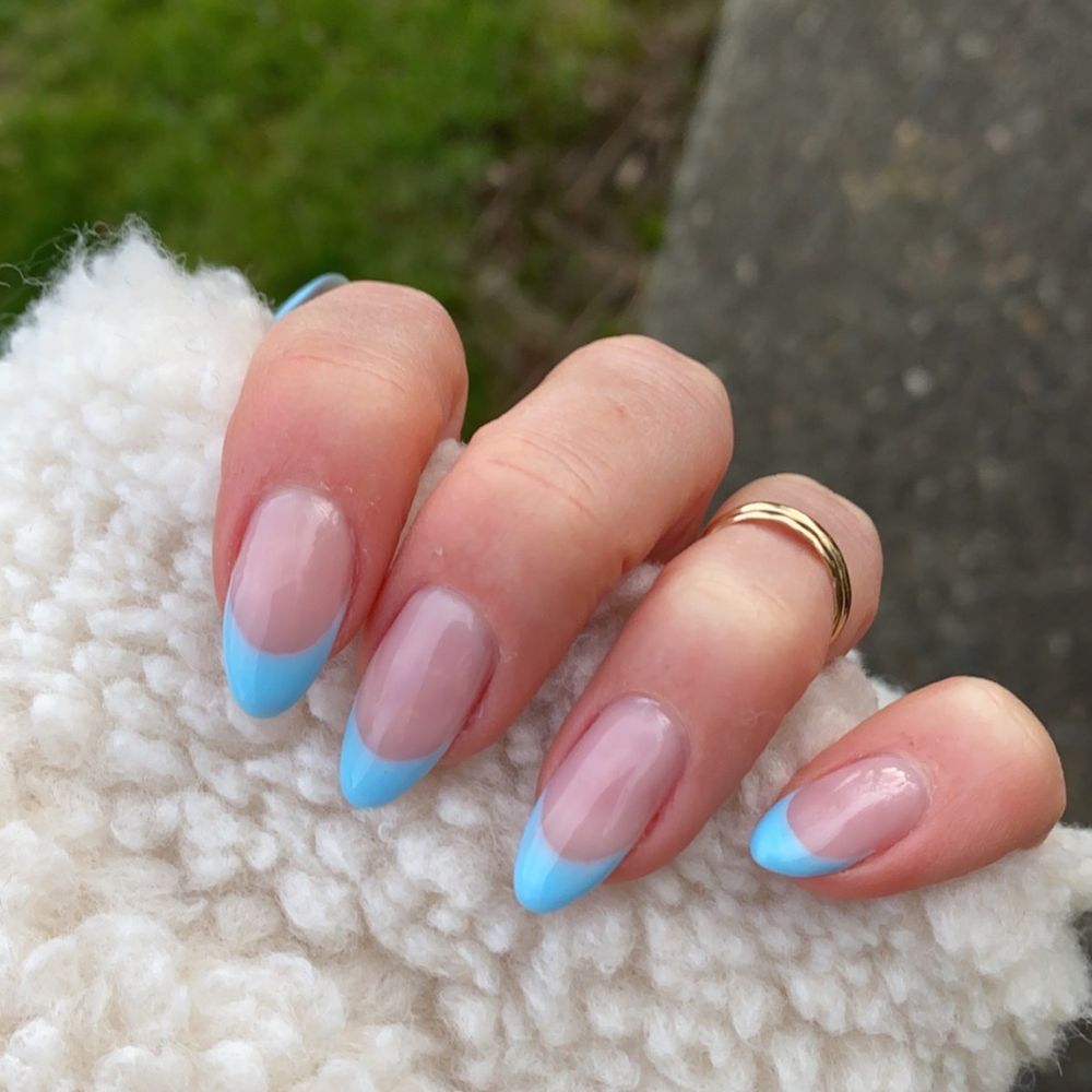 Mandy Muse Scott Nails without charge