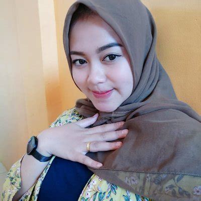 ann schlosser recommends Bokep Janda Jilbab