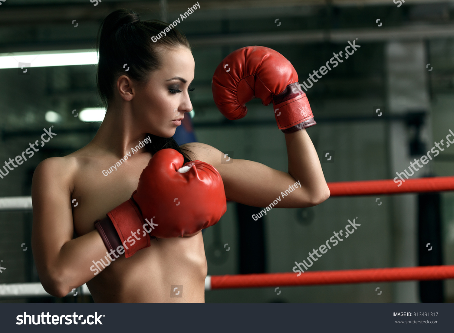 carlie raymond recommends naked female boxers pic