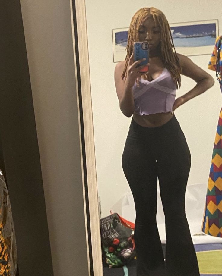 afolabi oluwasola recommends Big Tits And Small Body