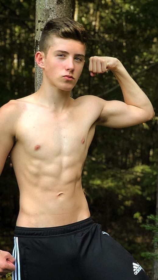 aaron kitchen recommends 18 yr old twinks pic