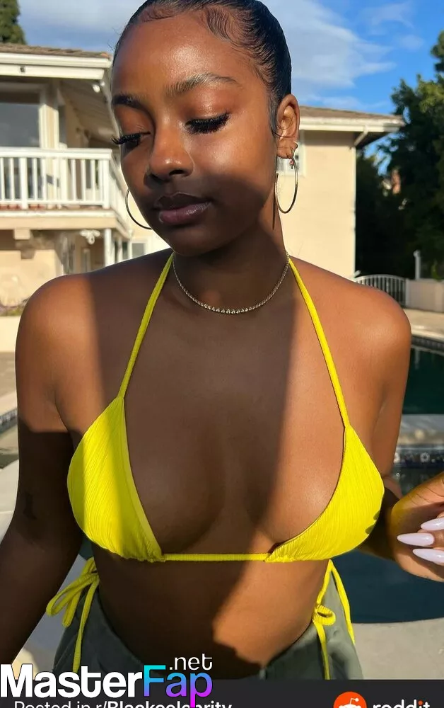 Justine Skye Nude hard mold