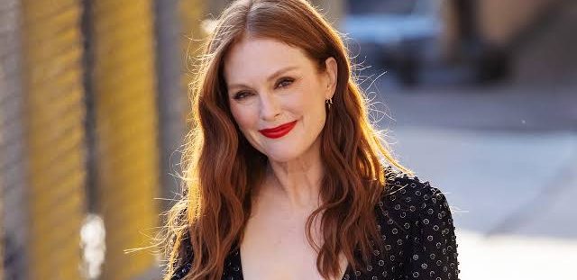 debbie oliver wilschke recommends Julianne Moore Topless