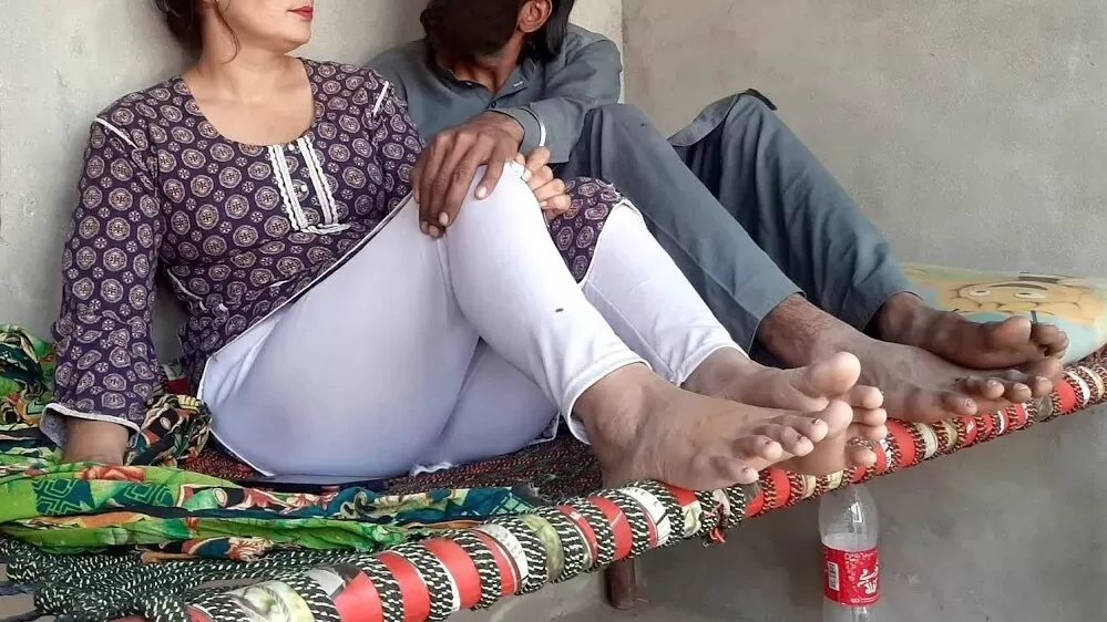 Pakistani Desi Sexxx footjob forum