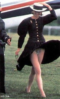 Princess Diana Upskirt lesbo fisting