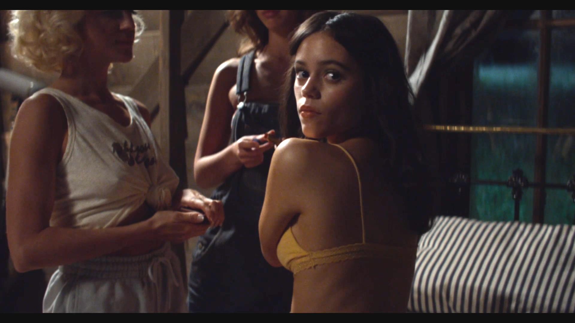 jenna ortega x movie bed scene