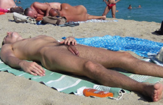 naked men sunbathing