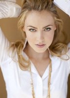 cortney hender recommends amanda schull naked pic