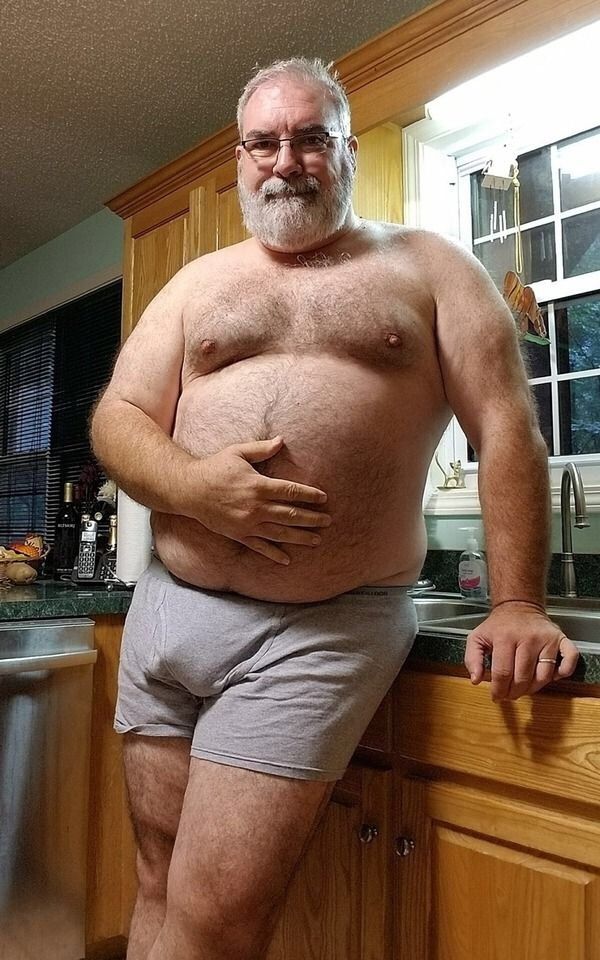 Chub Bear Daddy beauty pageant