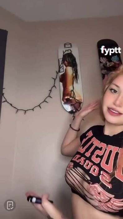 daphne petra recommends nip slips on tik tok pic