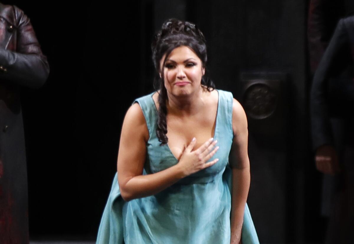 asa kah add anna netrebko hot photo