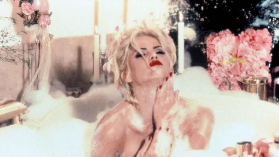 aashu malhotra add photo anna nicole smith bath