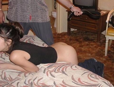 akshat prasad share barebutt spanking photos