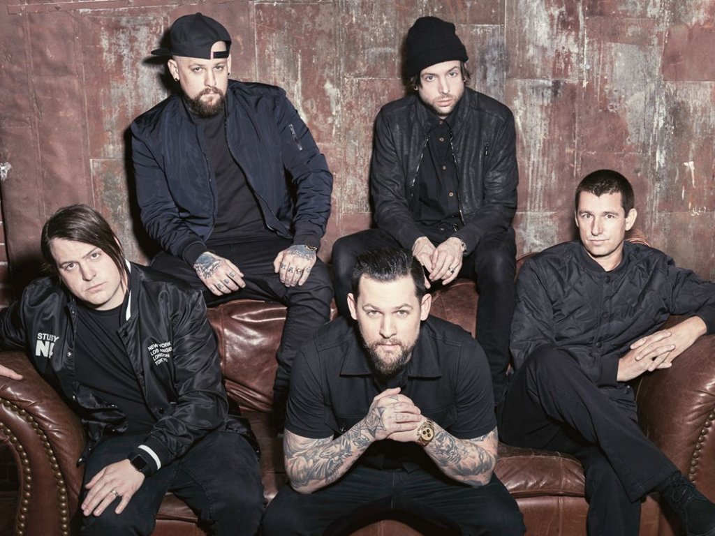 Good Charlotte Porn media girls