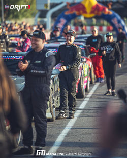 dakota jordan share jonas drift photos