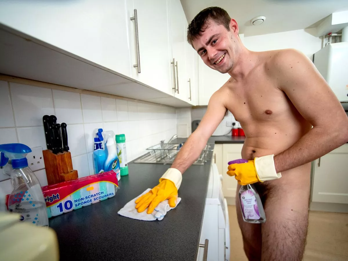 coby ray share nude house cleaning photos