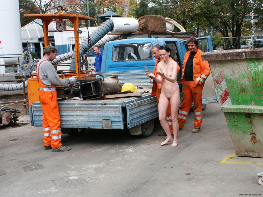 Best of Nude women working