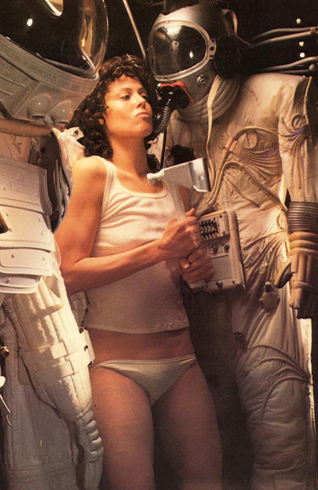 doug bunch recommends Sigourney Weaver Titties