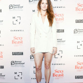 derek kaufmann recommends Grace Gummer Naked