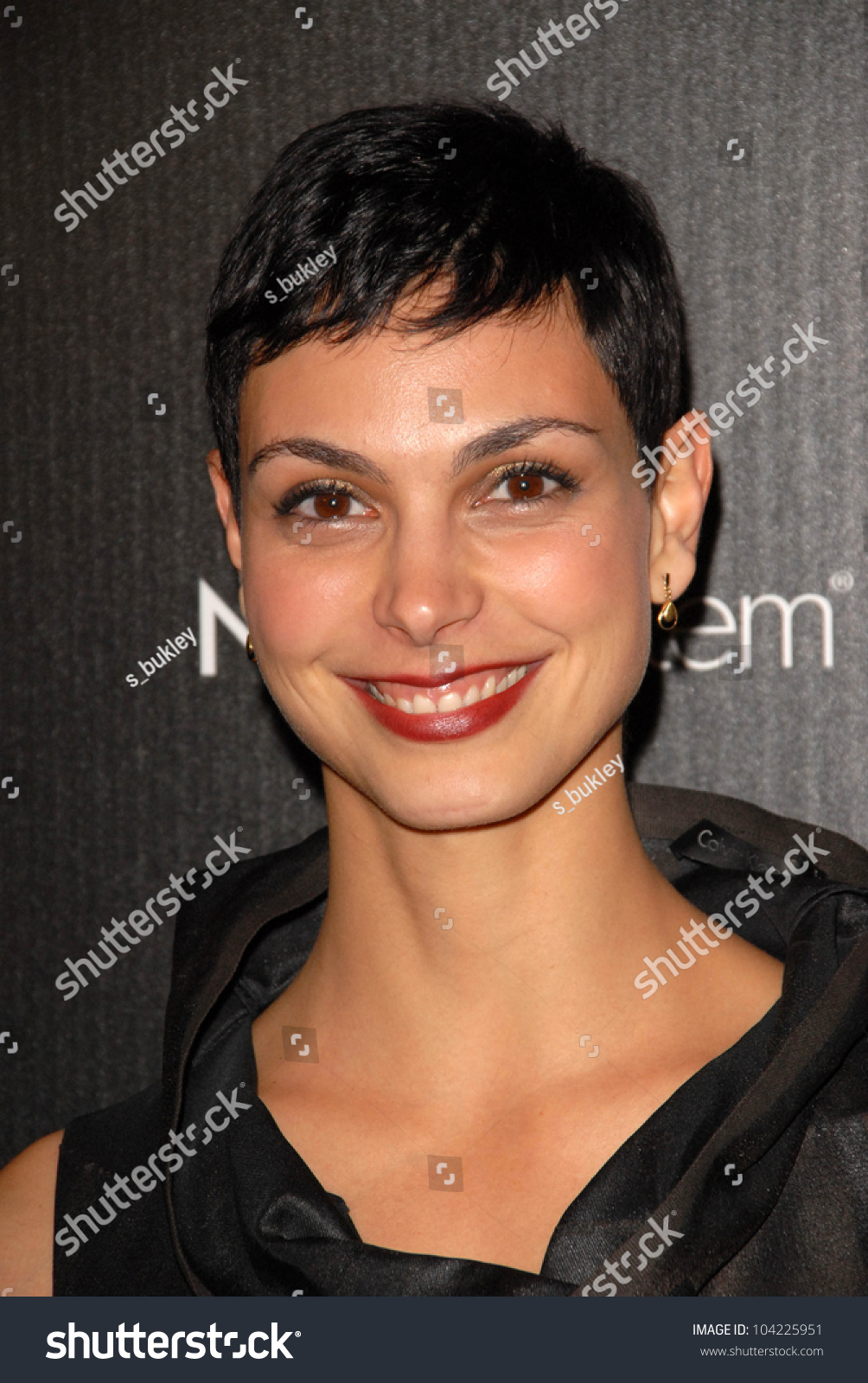 aine tully recommends morena baccarin sexy pic