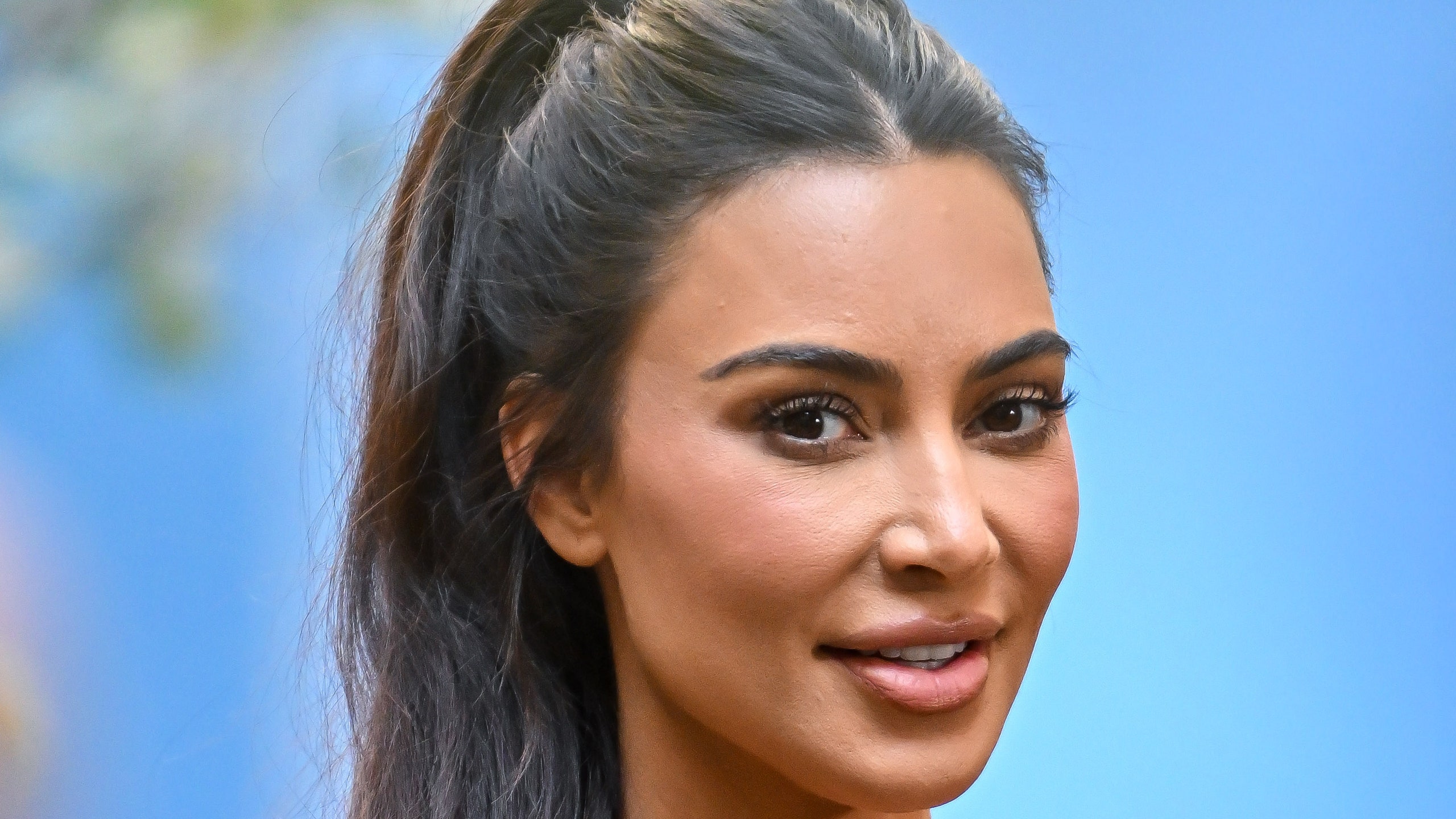 angelica ram recommends Kim Kardashian Gives Head