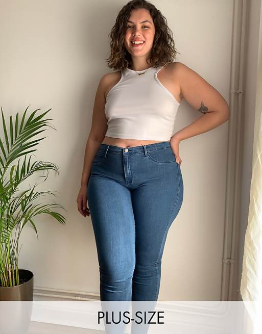 amelia bradbury add milf in jeans photo