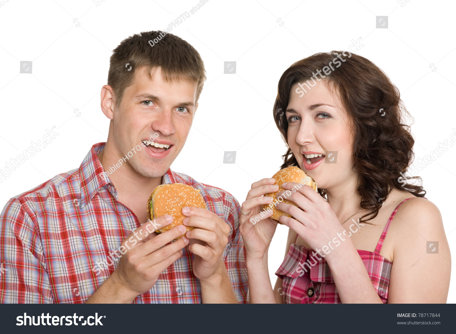 guy eating out girl