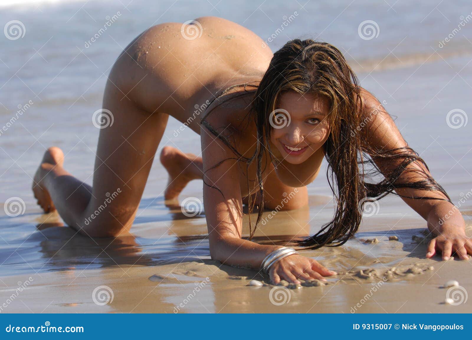 Naked On A Nude Beach porno latexfetish