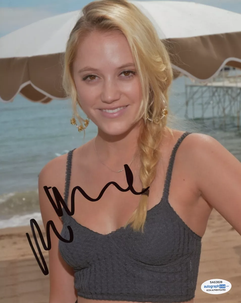 Best of Maika monroe sexy