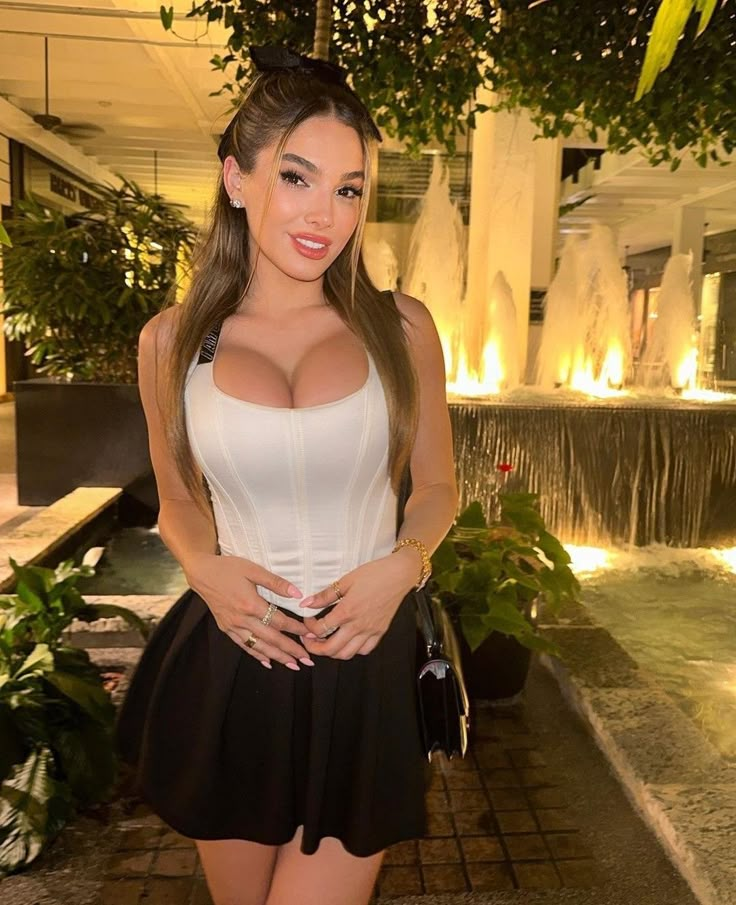 alexandra valero recommends Lyna Perez Instagram