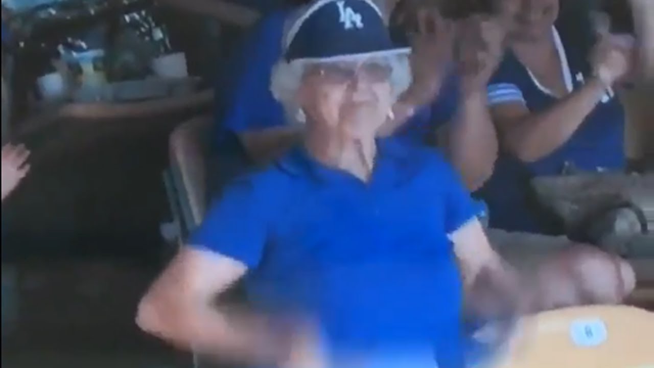 Old Lady Flashing and soffie