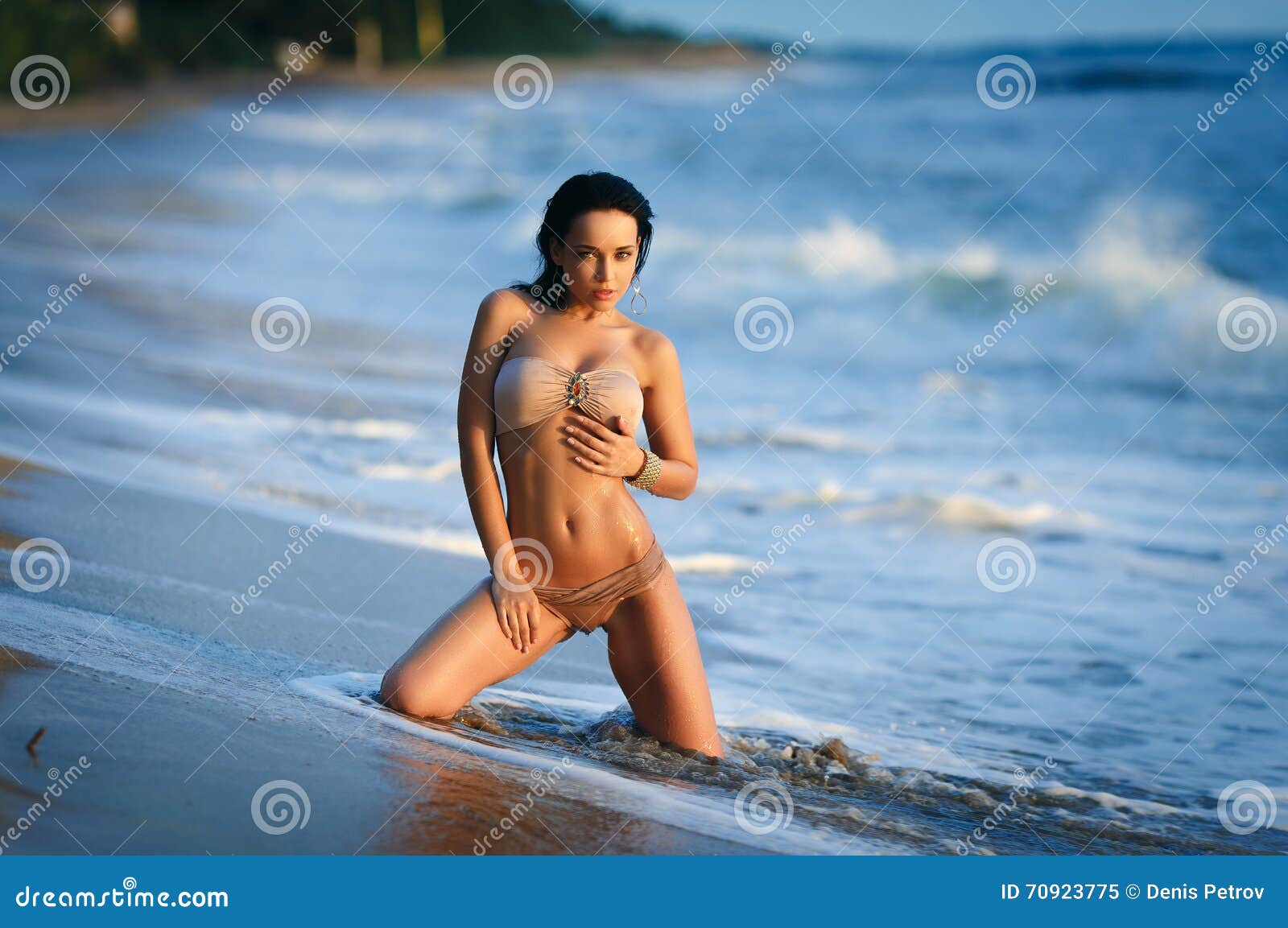 collin yates add nude beach hotties photo