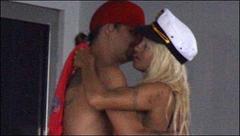 david gonda add pamela anderson naken photo