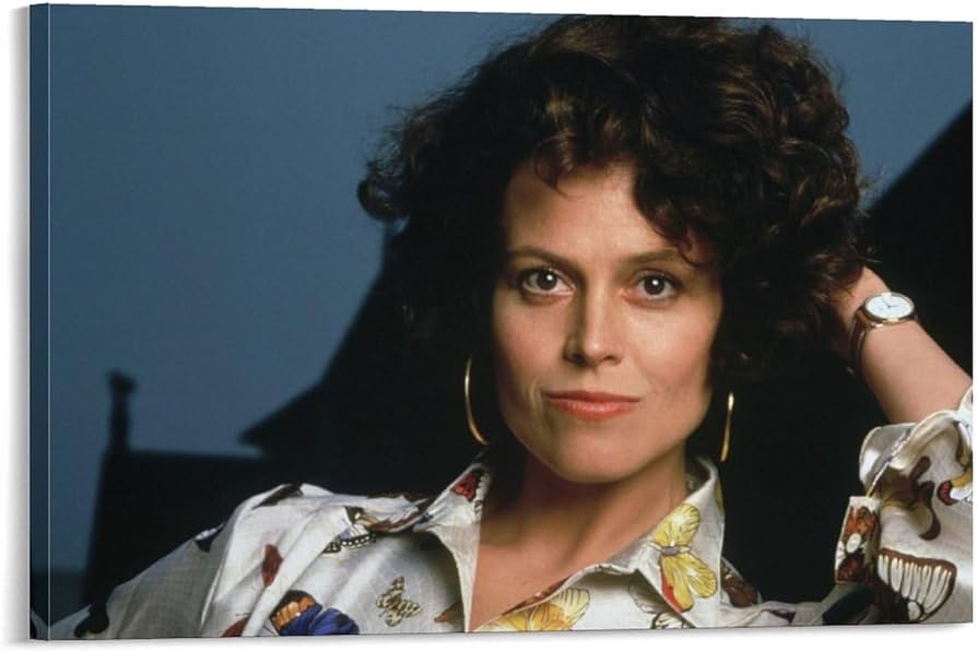 anne sanchez recommends sexy sigourney weaver pic