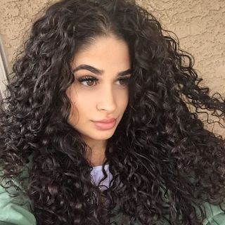 derwin castillo recommends Curly Girl Onlyfans