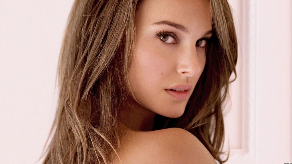 dale albeos recommends natalie portman hot pictures pic