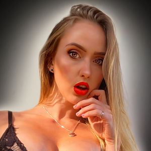 caitlyn amundson add photo scarlet chase onlyfans