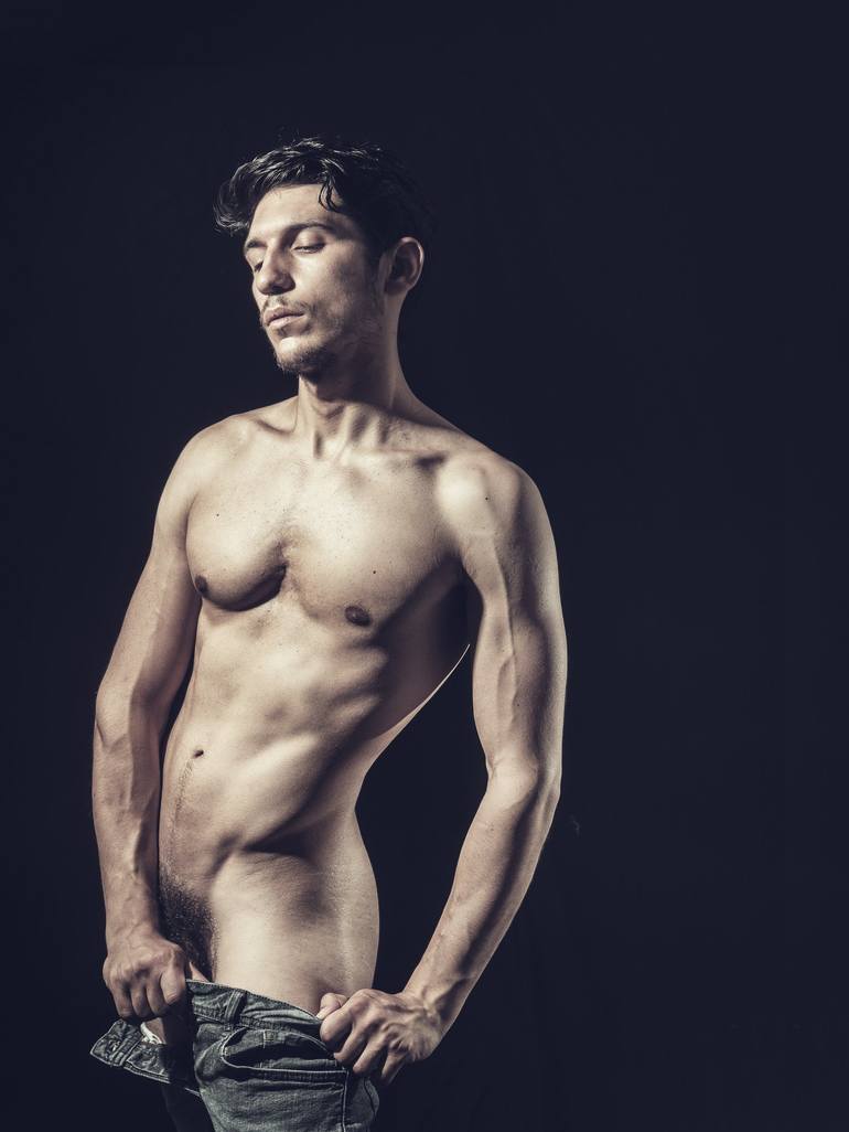 dorian serna recommends naked men pic pic