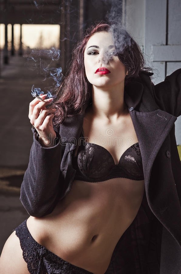 chad dowdell recommends erotic smoking pic