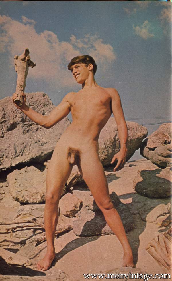 allen dimapilis recommends naked male outdoor pic