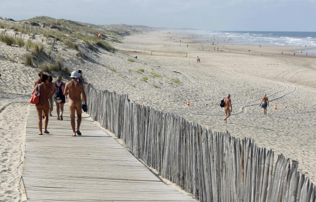 carol a price recommends Accidental Beach Nude