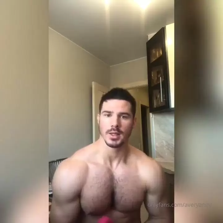 craig shiels recommends Muscle Men Naked Videos