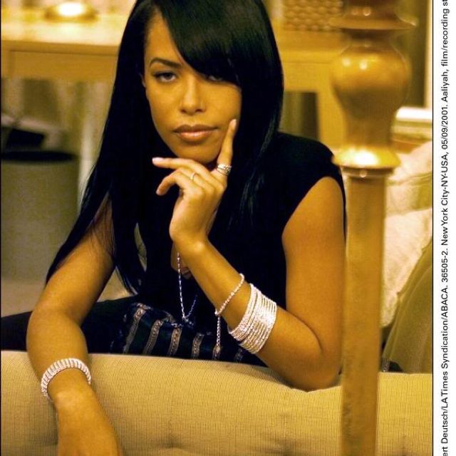 christine ballinger recommends Aaliyah Bangs