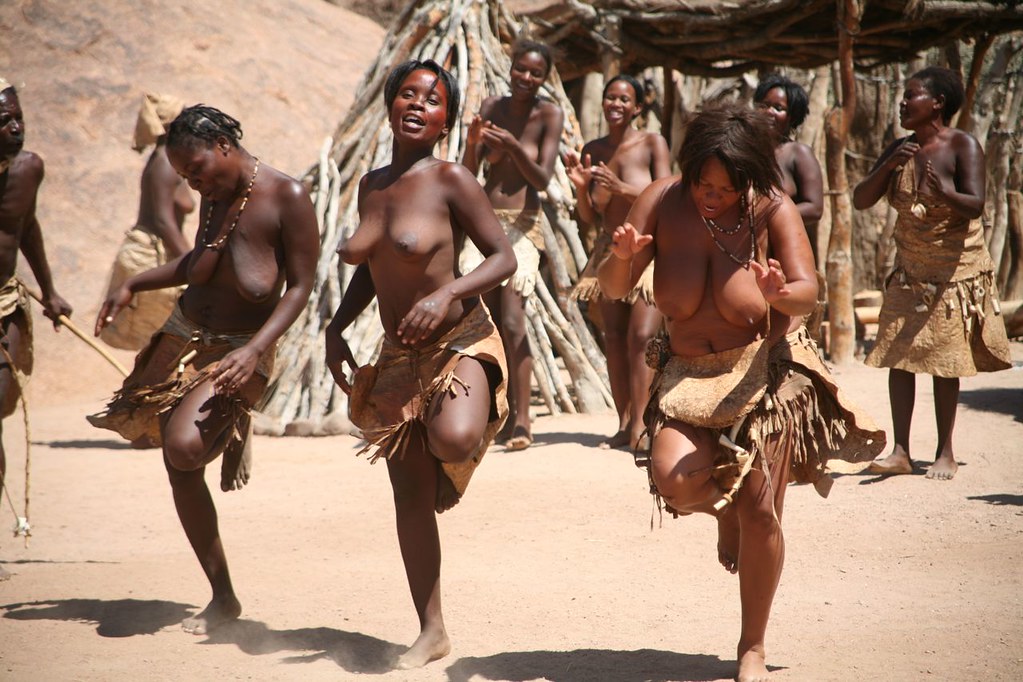 african naked tribe women