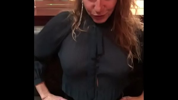 public flashing restaurant