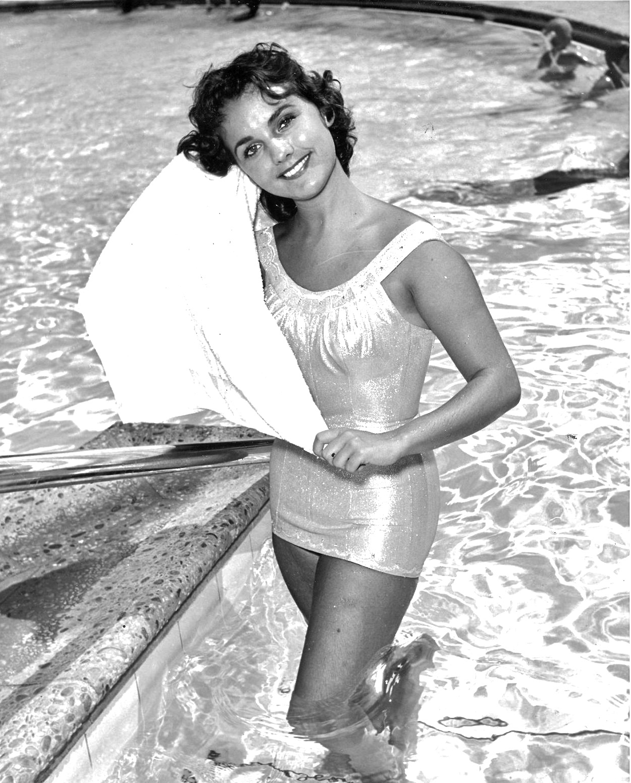 chris bream recommends dawn wells in a bikini pic