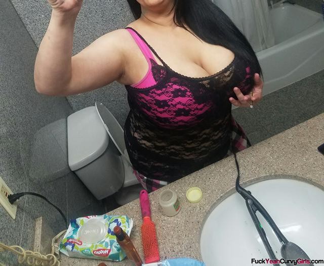 abdallah youssef recommends Bbw Tits Selfie