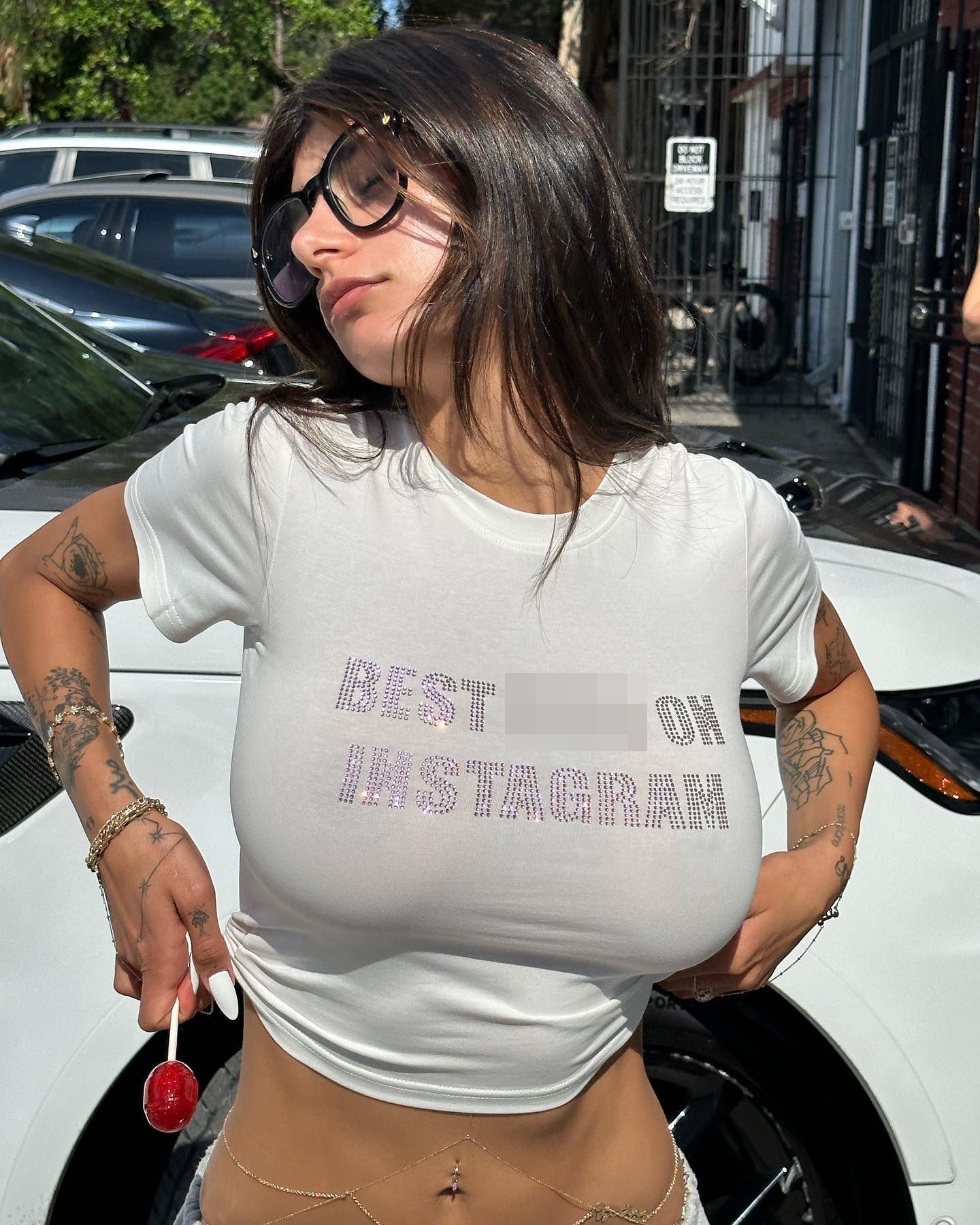 ching amarado add best of mia khalifa photo