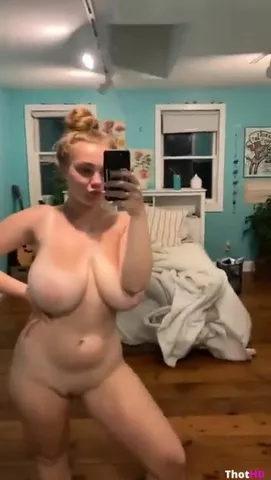 andy birdsong recommends Big Tit Blonde Selfie