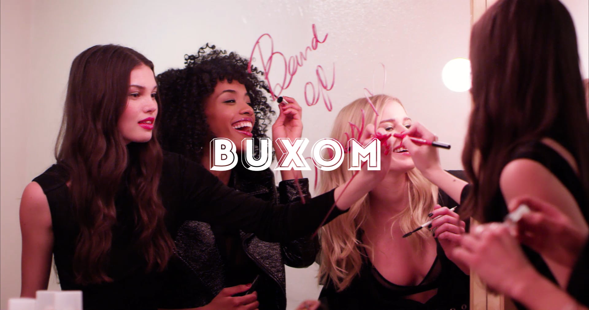 andres solarte recommends Buxom Bella